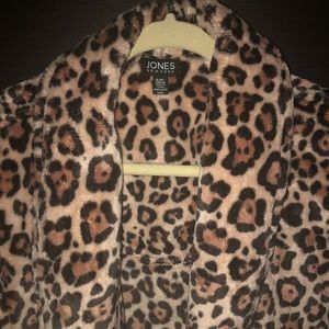 Leopard print robe